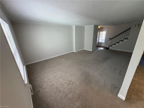 $1,295 | 107 Westgate Circle, Unit C, Winston-Salem, NC 27106