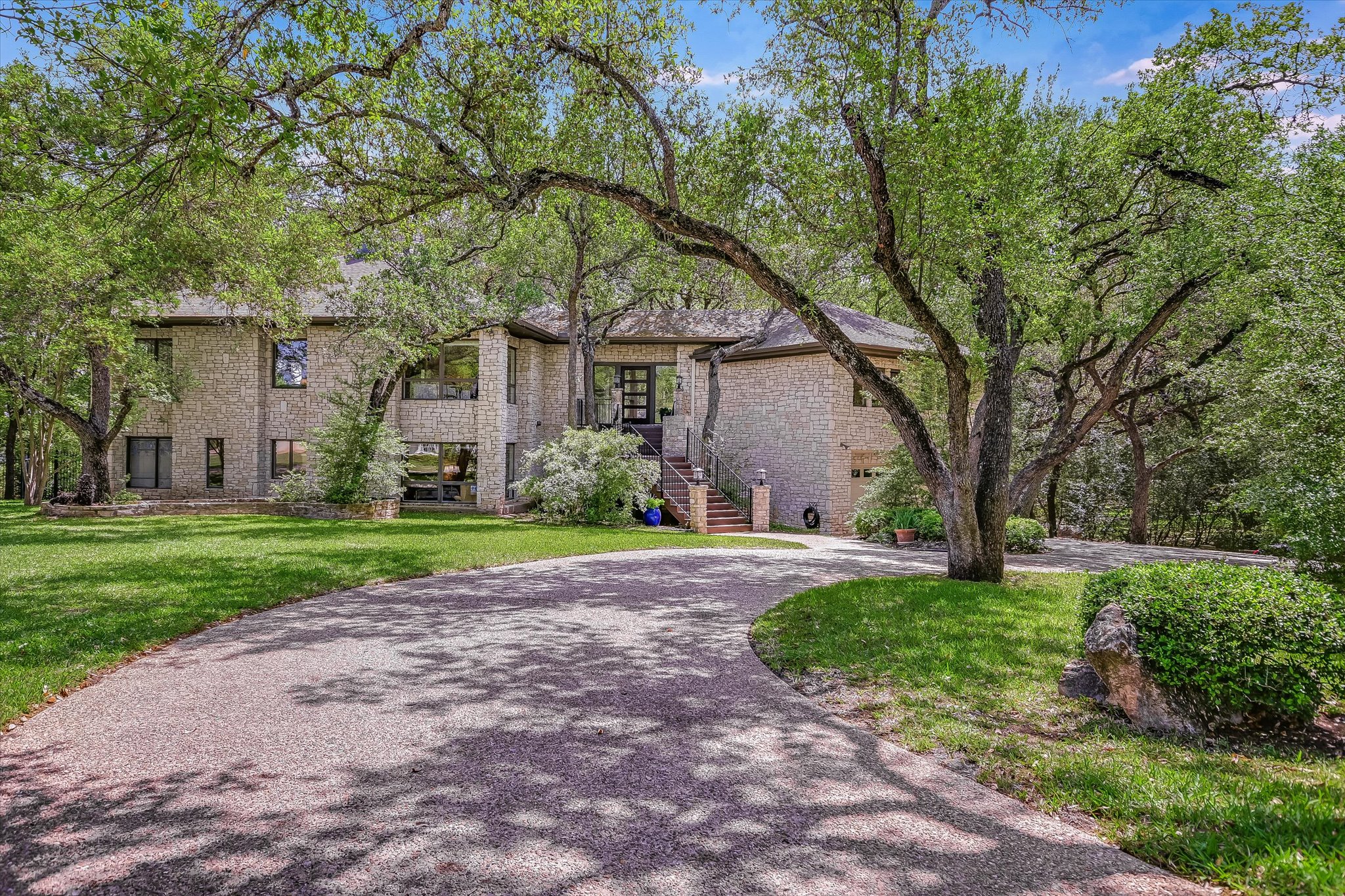 3901 Prentice Lane Austin, TX 78746 - Photo 2 of 40 Live in iconic West Rim in Westlake
