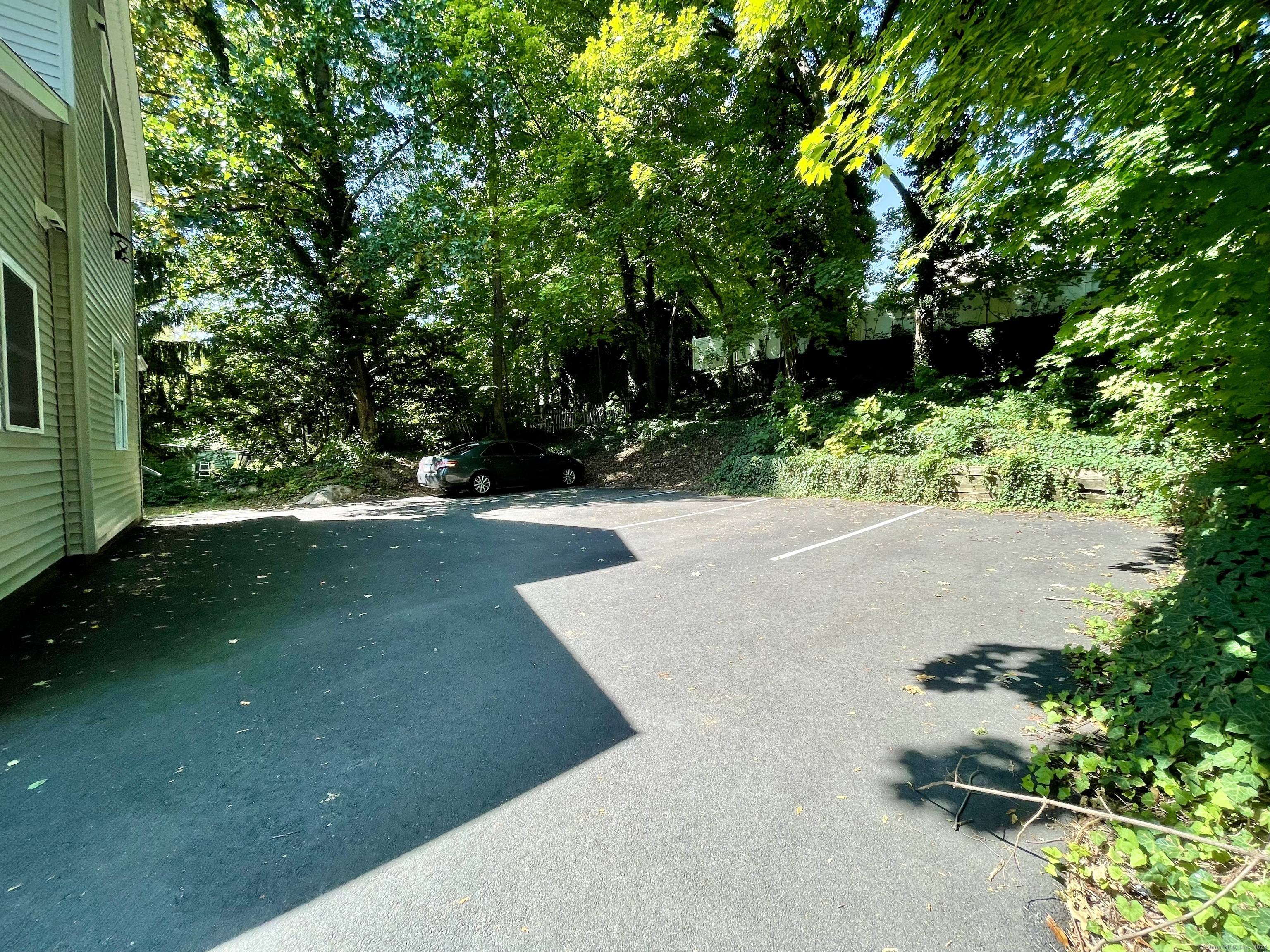 29 Session Street, Unit 2B Bristol, CT 06010 - Photo 12 of 13