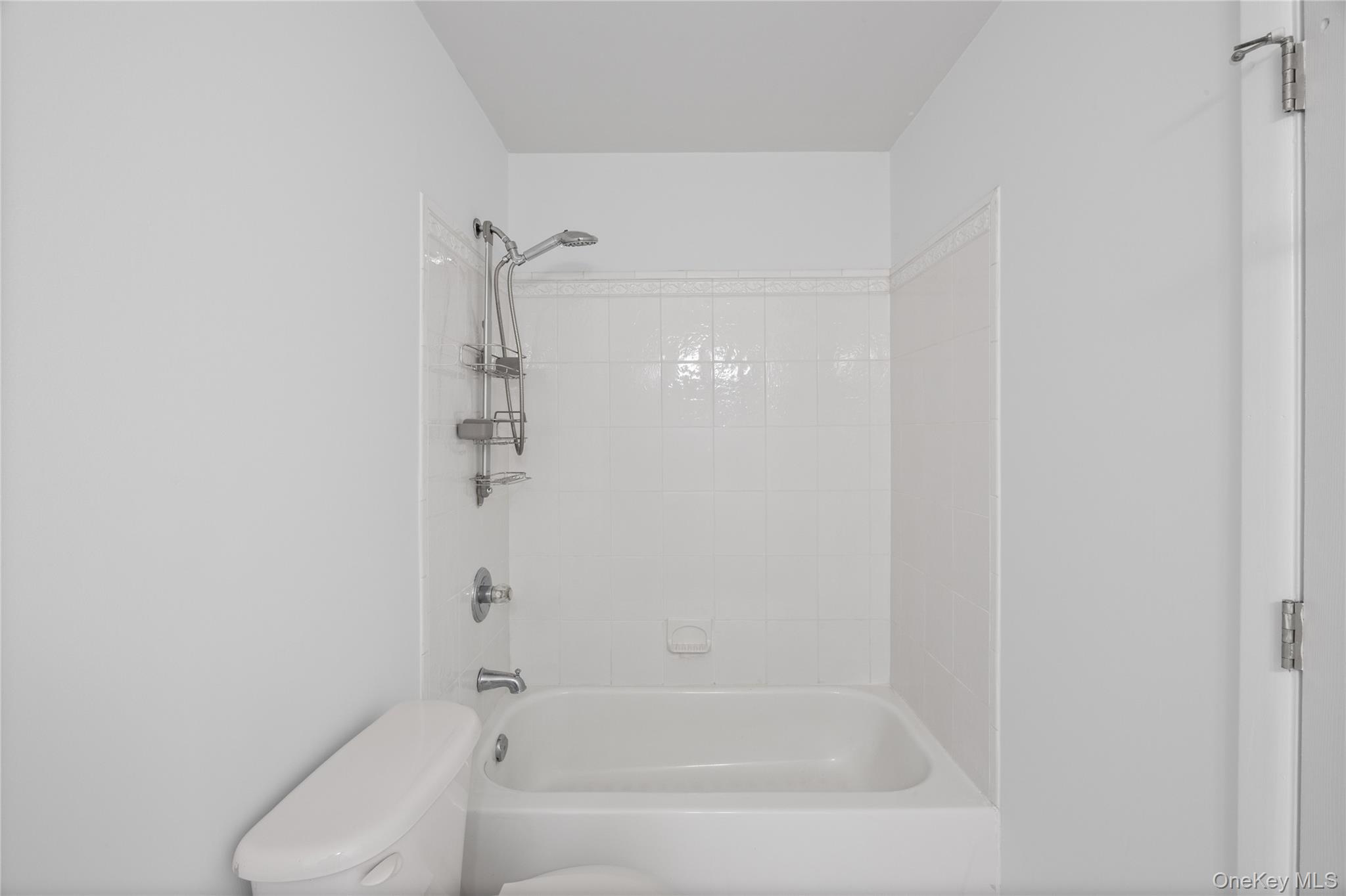 22 Bellhaven Road Bellport, NY 11713 - Photo 24 of 45