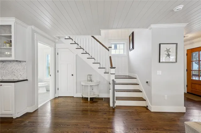 $8,500 | 67 Caswell Street, Narragansett, RI 02882