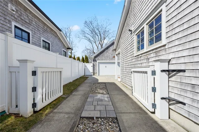 $8,500 | 67 Caswell Street, Narragansett, RI 02882