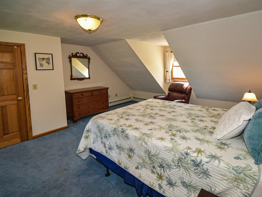 7 Woodman Road Amesbury, MA 01913 - Photo 17 of 36 Gallery Image 17