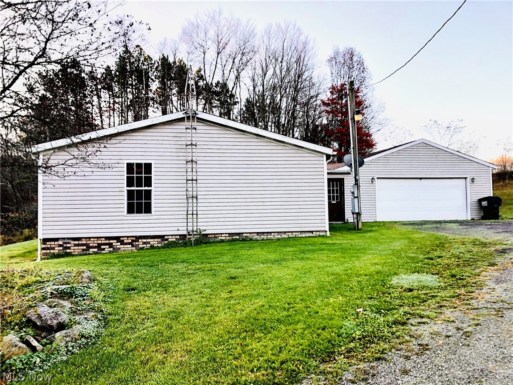11189 Augusta Road East Rochester, OH 44625 - Photo 20 of 24 Gallery Image 20