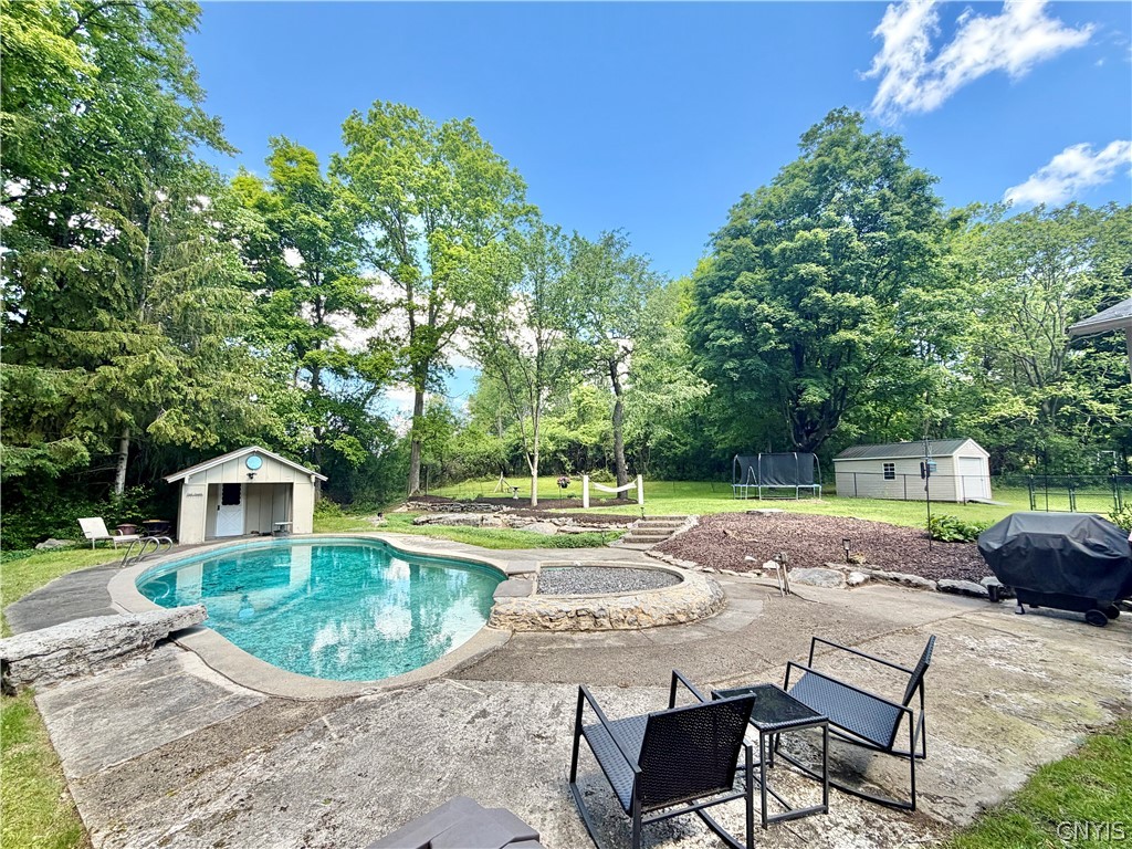 5107 Harris Road Onondaga, NY 13031 - Photo 34 of 40 Pool