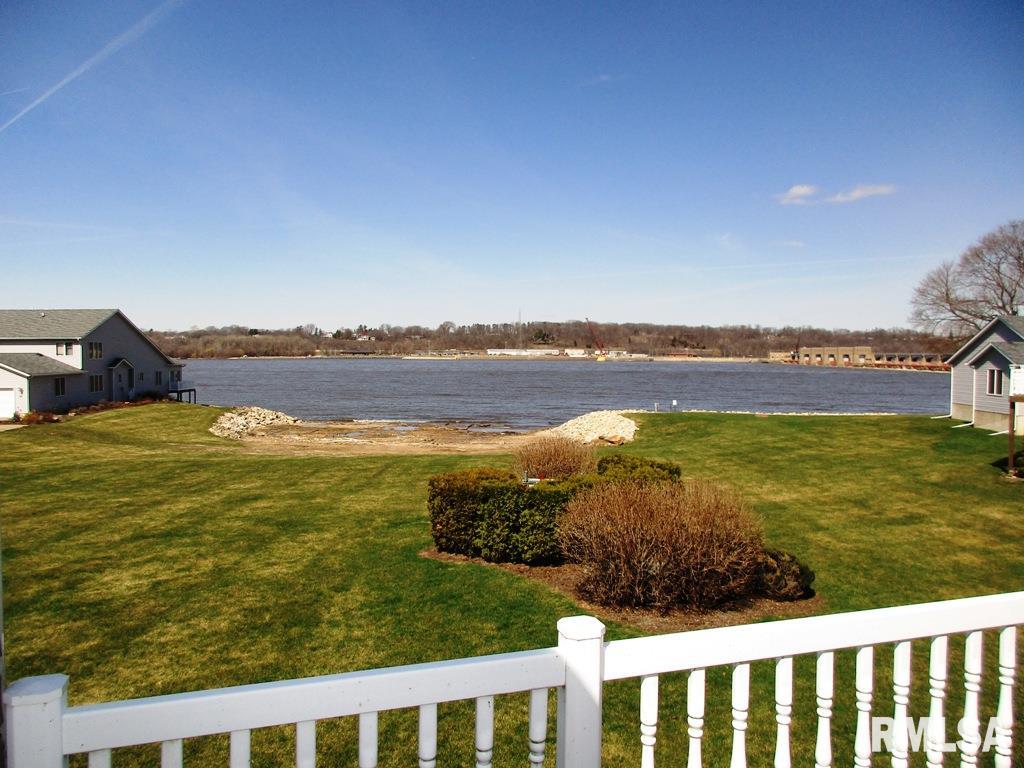 12 Lighthouse Lane Hampton, IL 61256 - Photo 3 of 19 Gallery Image 3