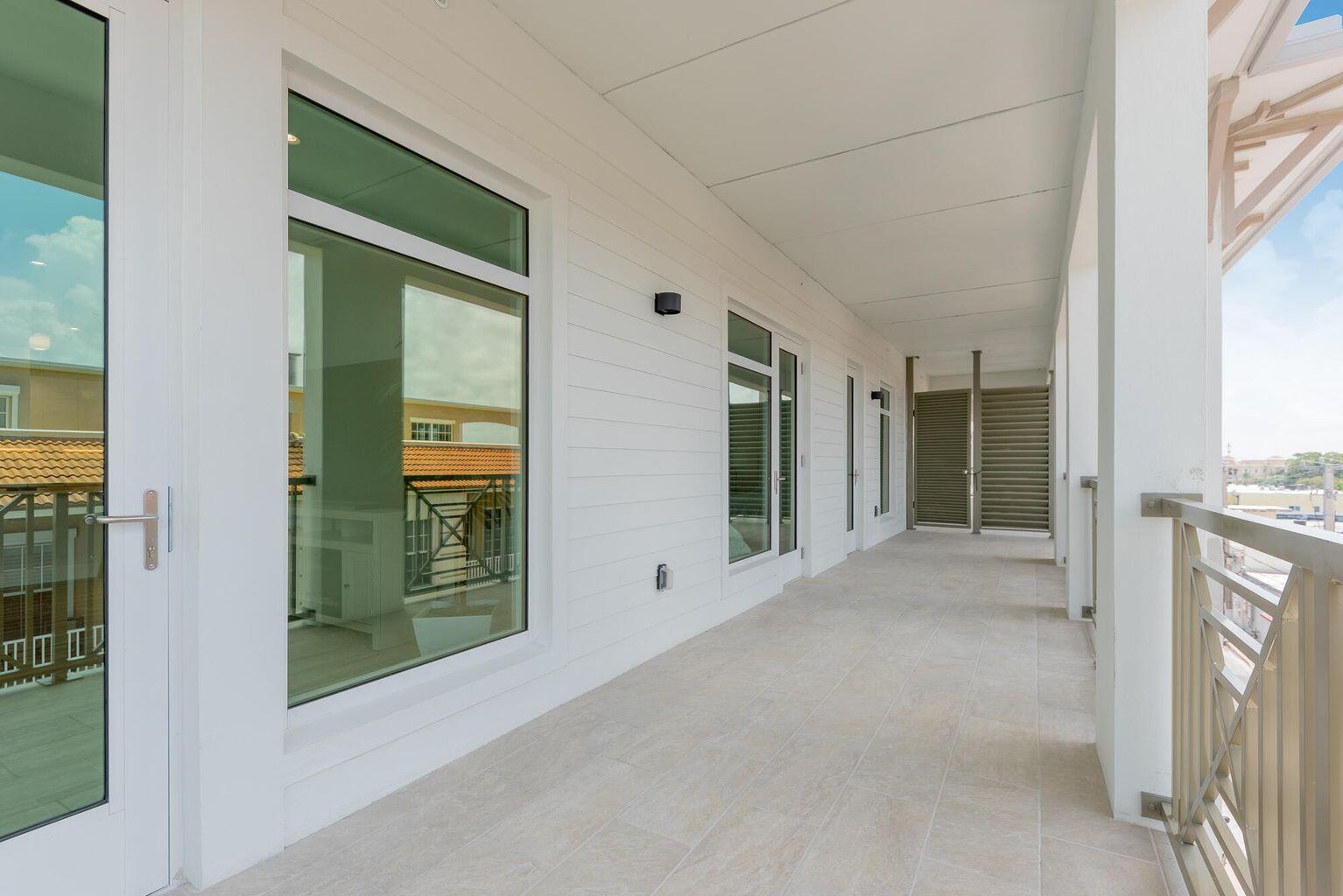 41 Southwest Seminole Street, Unit 410 Stuart, FL 34994 - Photo 10 of 54 41 SW Seminole Street 410 11