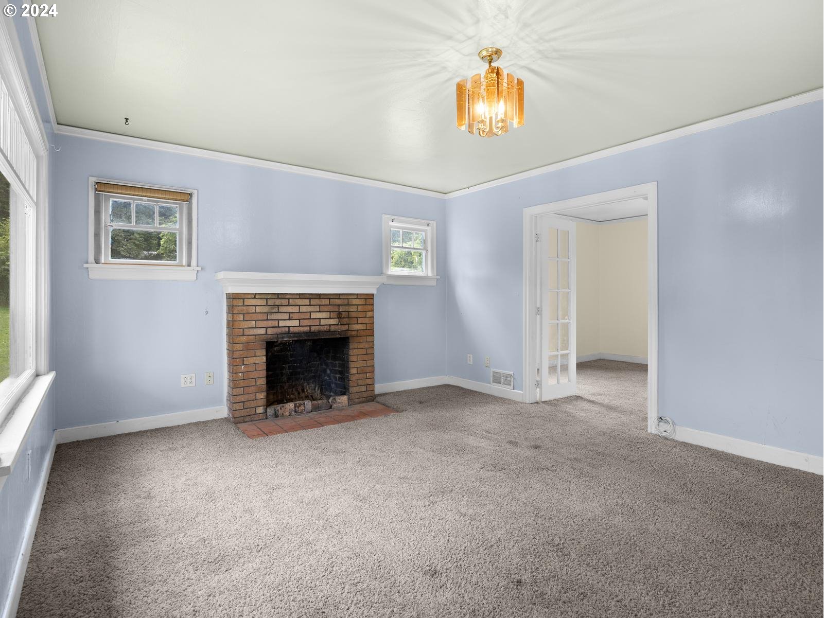 16091 Southeast Royer Road Damascus, OR 97089 - Photo 7 of 41 a view of an empty room with a window