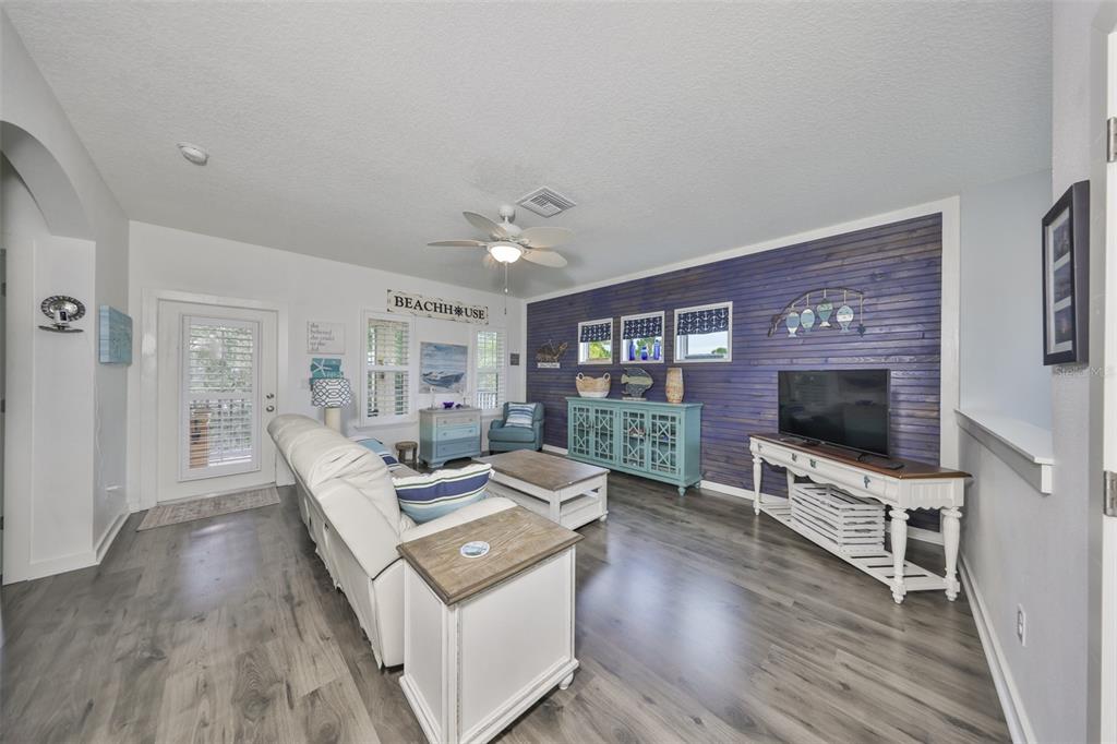 511 Winterside Drive Apollo Beach, FL 33572 - Photo 23 of 72