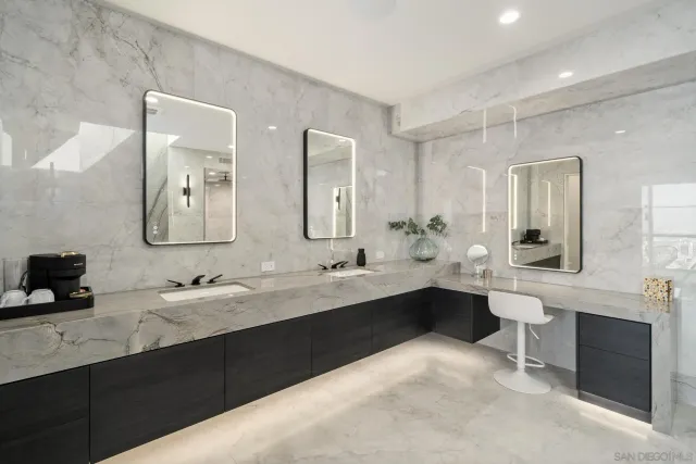 $5,995,000 | 2035 Evergreen Street, San Diego, CA 92106