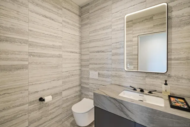 $5,995,000 | 2035 Evergreen Street, San Diego, CA 92106