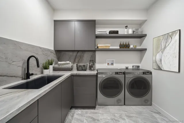 $5,995,000 | 2035 Evergreen Street, San Diego, CA 92106