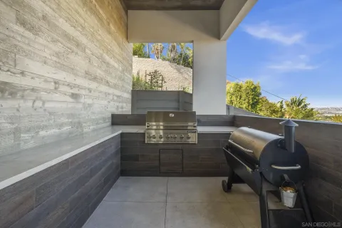 $5,995,000 | 2035 Evergreen Street, San Diego, CA 92106