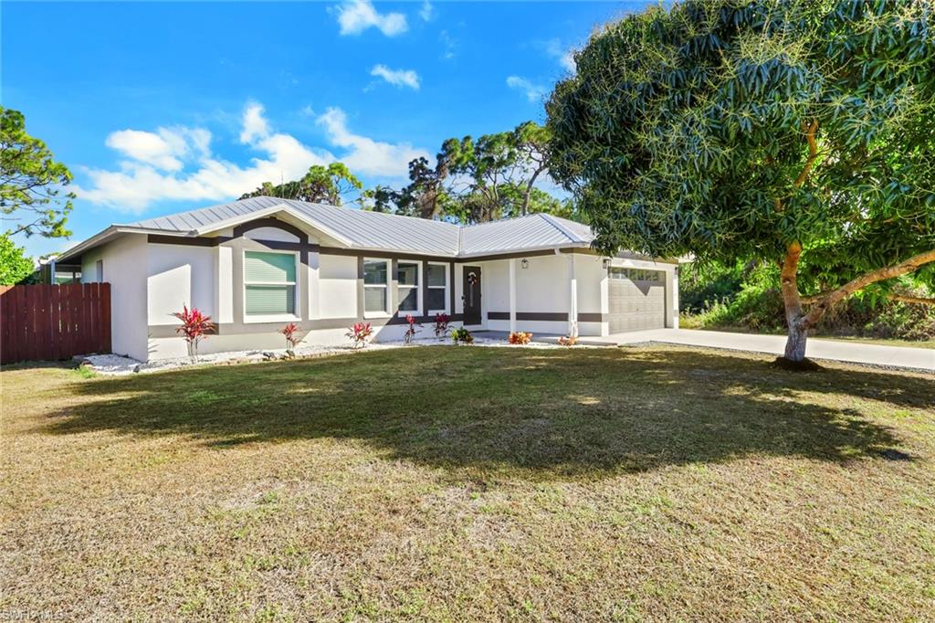 18277 Fern Road Fort Myers, FL 33967 - Photo 5 of 36 Gallery Image 5