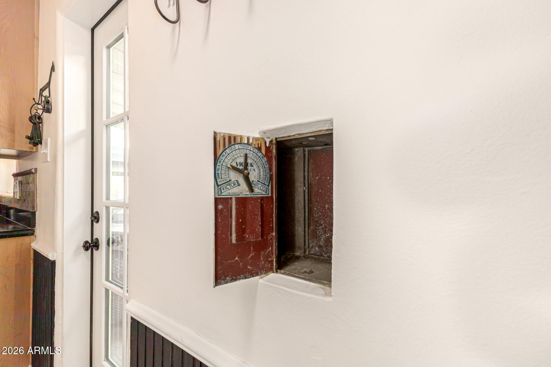 334 West Roma Avenue Phoenix, AZ 85013 - Photo 21 of 51 a view of entryway