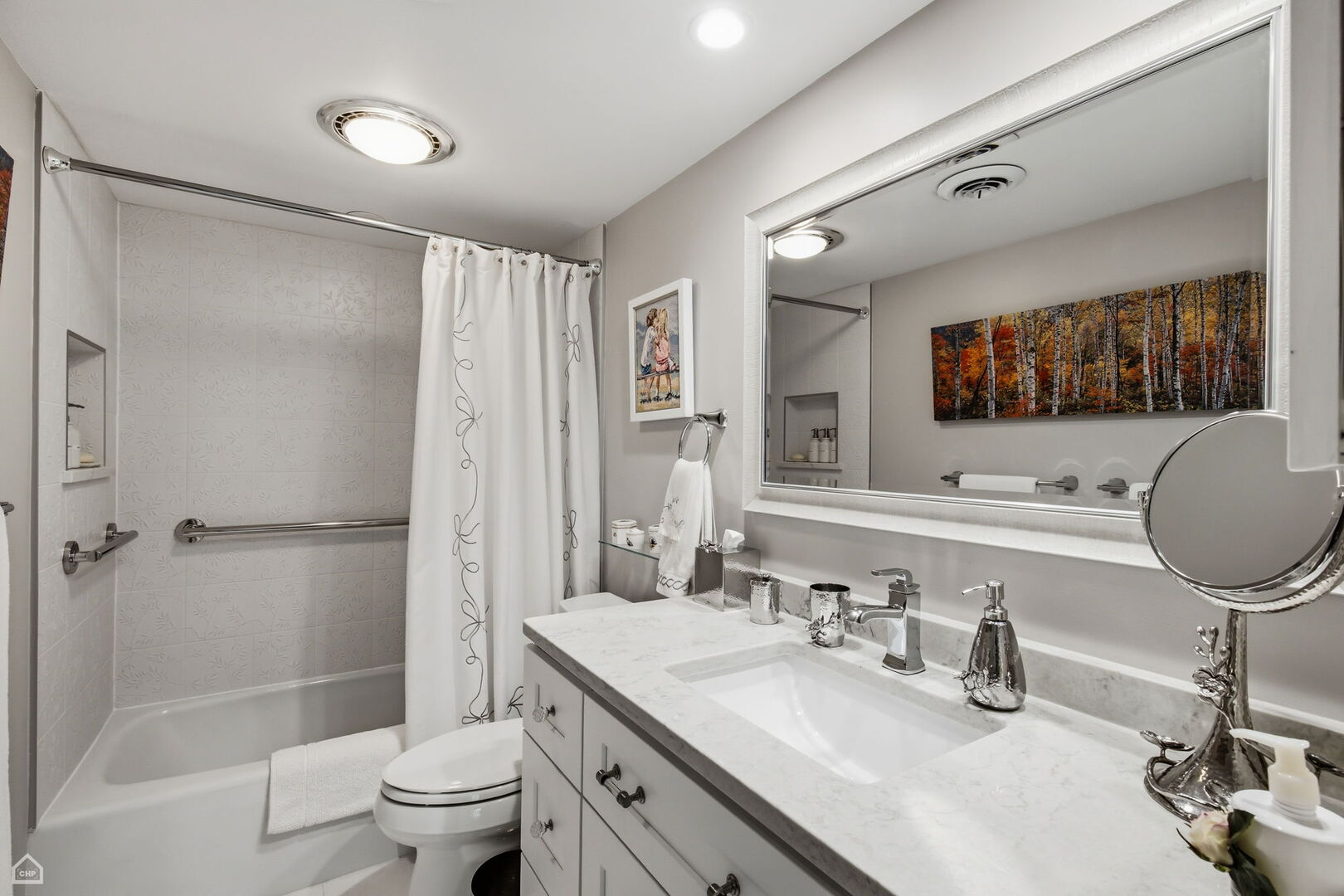 7200 North Ridge Boulevard, Unit 4G Chicago, IL 60645 - Photo 22 of 27 Gallery Image 22