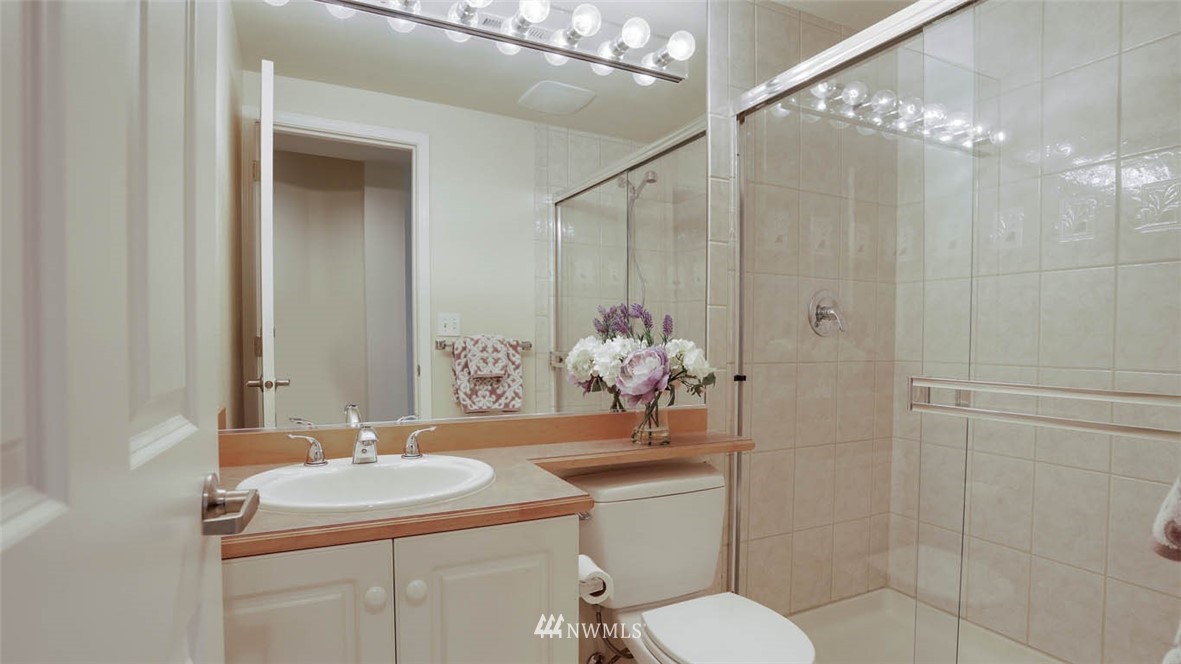 402 South 47th Street, Unit A Renton, WA 98055 - Photo 15 of 28
