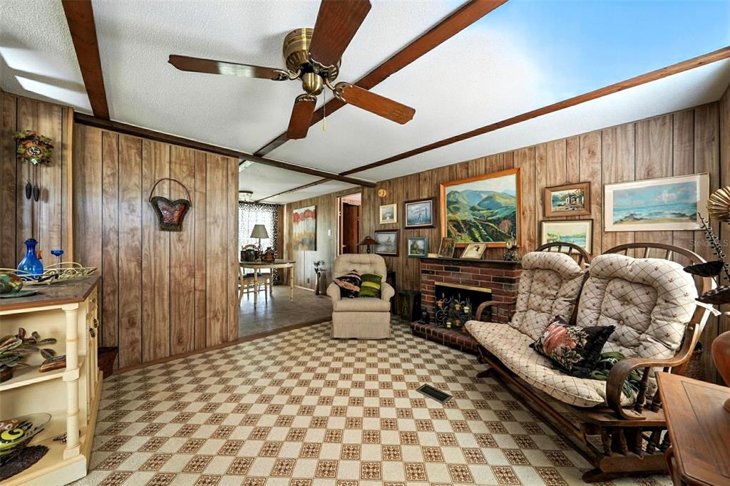 37820 Rolling Acres Road Lady Lake, FL 32159 - Photo 16 of 44 Gallery Image 16