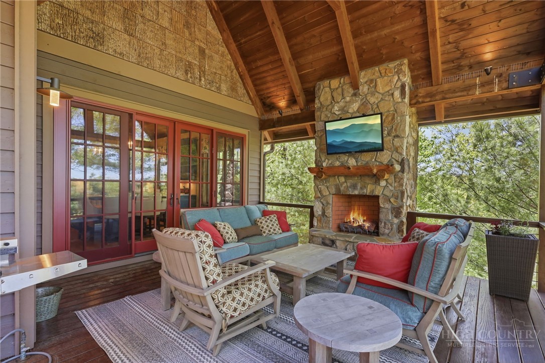 186 Sunset Ridge Drive Boone, NC 28607 - Photo 11 of 50