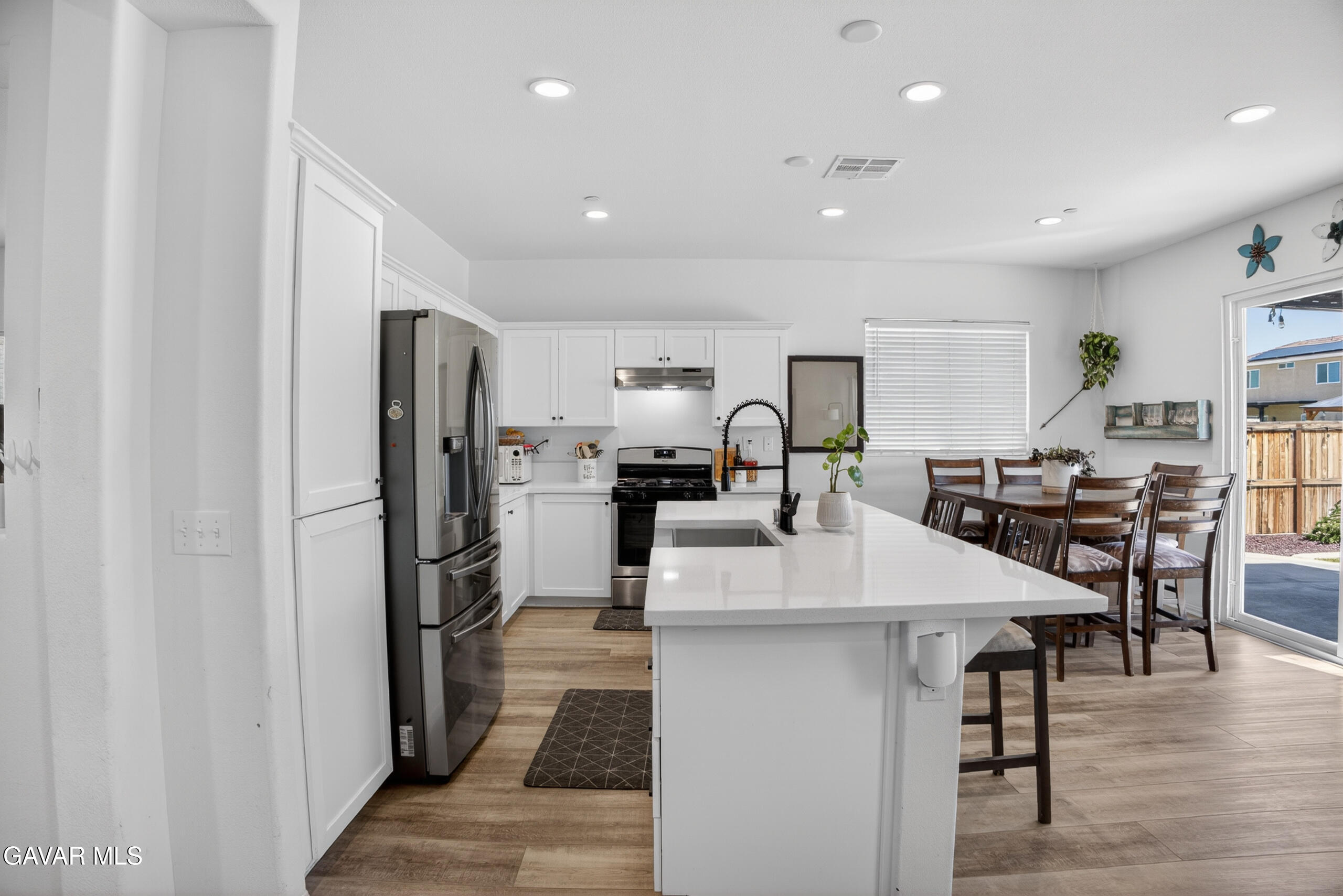 3120 Via Bella Rosa Avenue Rosamond, CA 93560 - Photo 16 of 54 DSC_0698