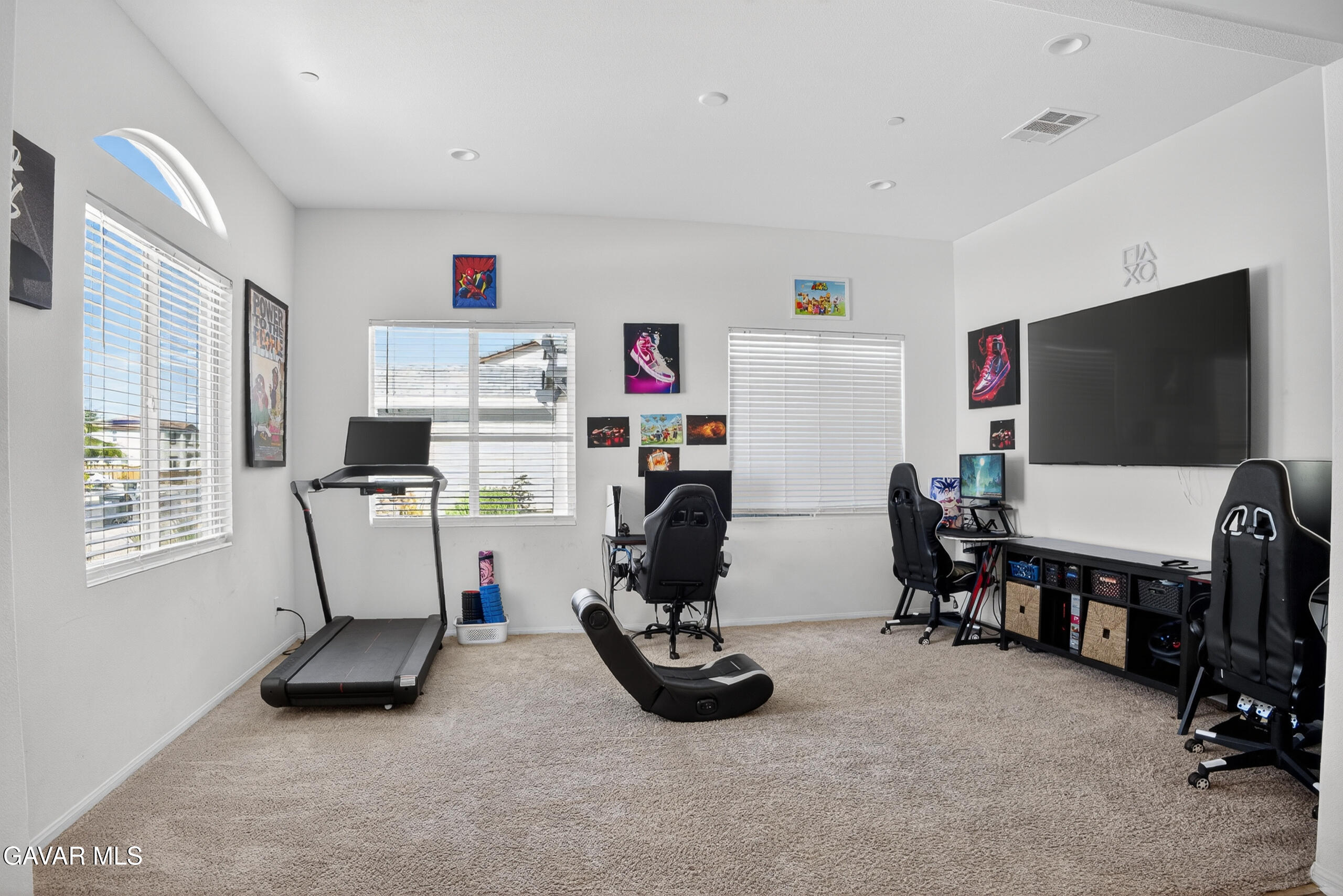 3120 Via Bella Rosa Avenue Rosamond, CA 93560 - Photo 8 of 54 DSC_0659