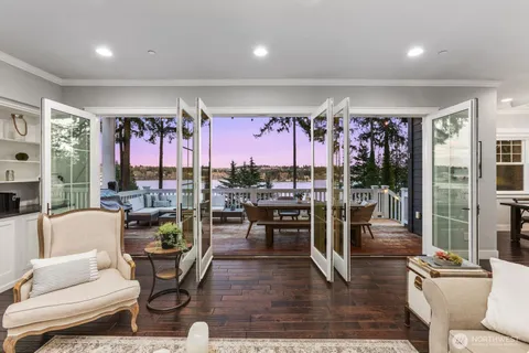 $3,495,000 | 8411 Northeast 110th Place, Kirkland, WA 98034