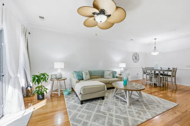 $250,000 | 5870 Longwood Drive, Unit 203, Murrells Inlet, SC 29576