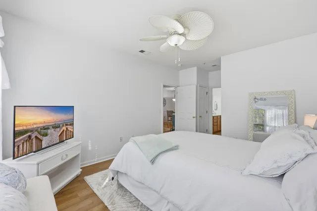 $250,000 | 5870 Longwood Drive, Unit 203, Murrells Inlet, SC 29576