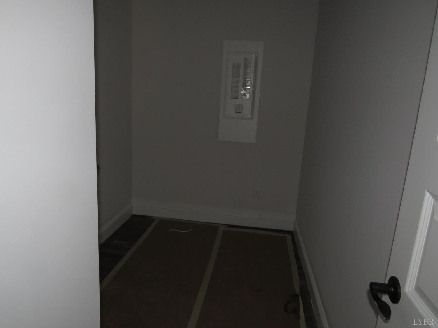 40 Hawkins Road Evington, VA 24550 - Photo 5 of 14 a small space with a door