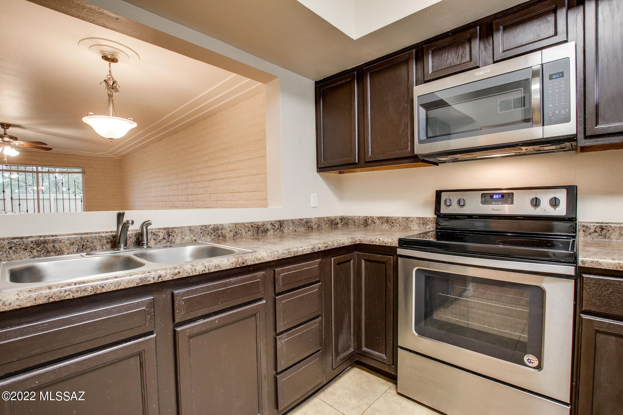 3542 South Mission Road, Unit A Tucson, AZ 85713 - Photo 11 of 37