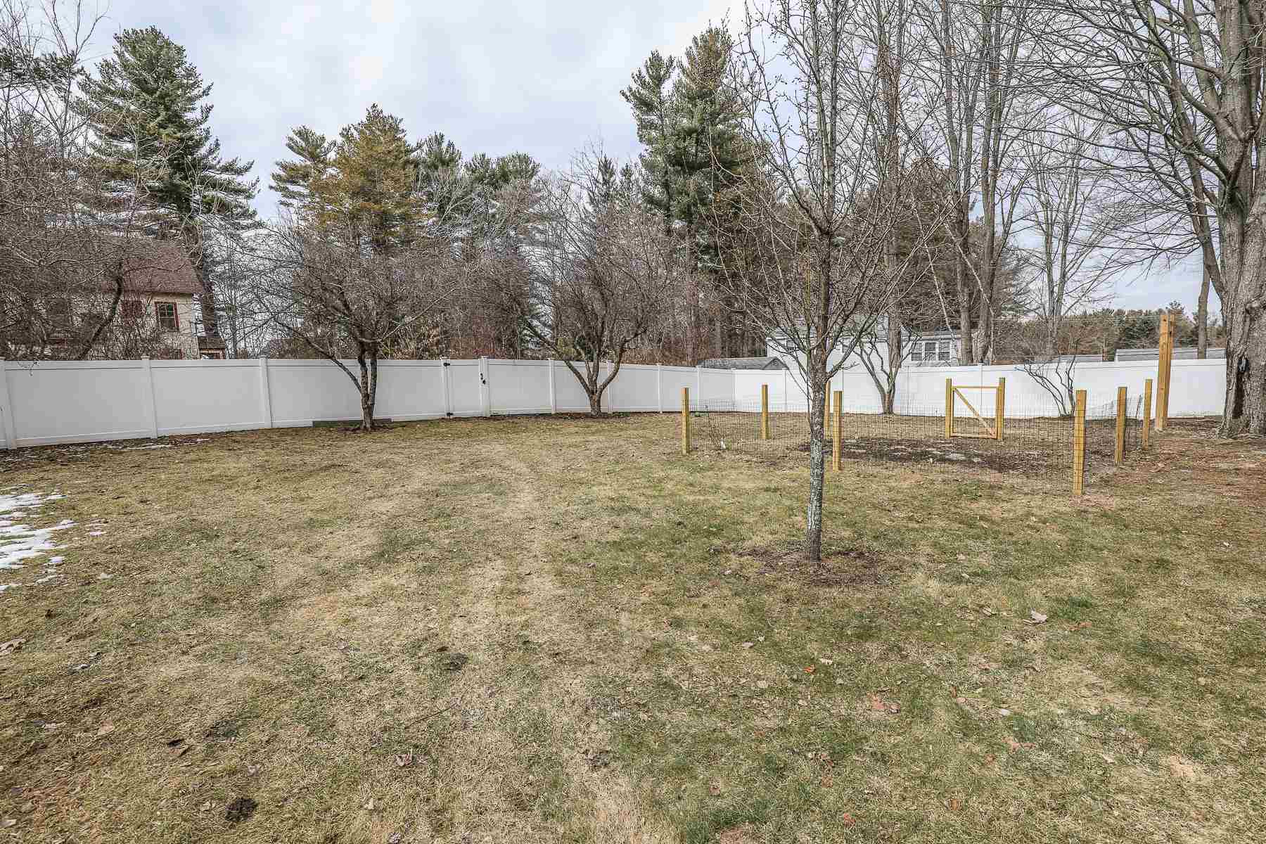 383 Middle Road Dover, NH 03820 - Photo 17 of 18