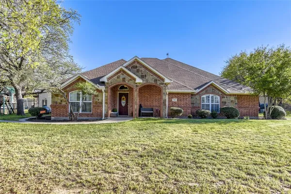 $600,000 | 7835 Portwood Road, Azle, TX 76020