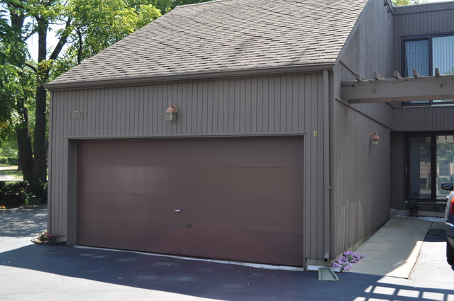 1501 Topp Lane, Unit B Glenview, IL 60025 - Photo 2 of 25