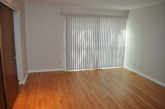 1501 Topp Lane, Unit B Glenview, IL 60025 - Photo 16 of 25