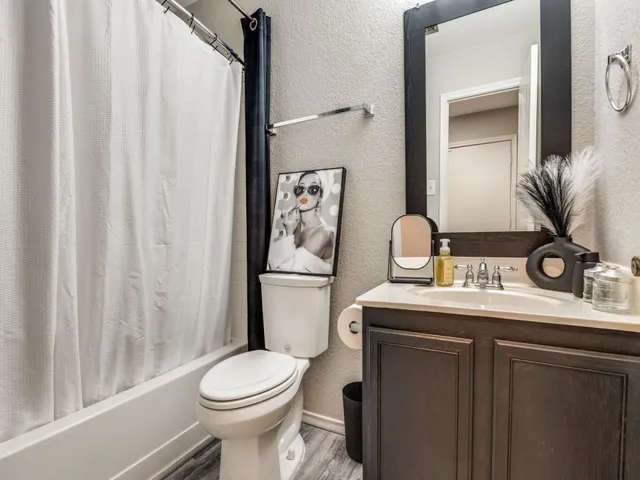 $275,000 | 147 Washington Way, Venus, TX 76084