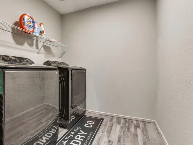 $275,000 | 147 Washington Way, Venus, TX 76084