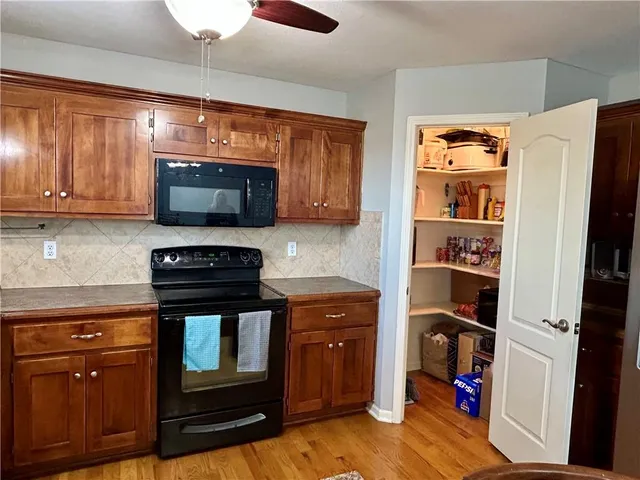 $345,000 | 4913 22nd Street, Leavenworth, KS 66048