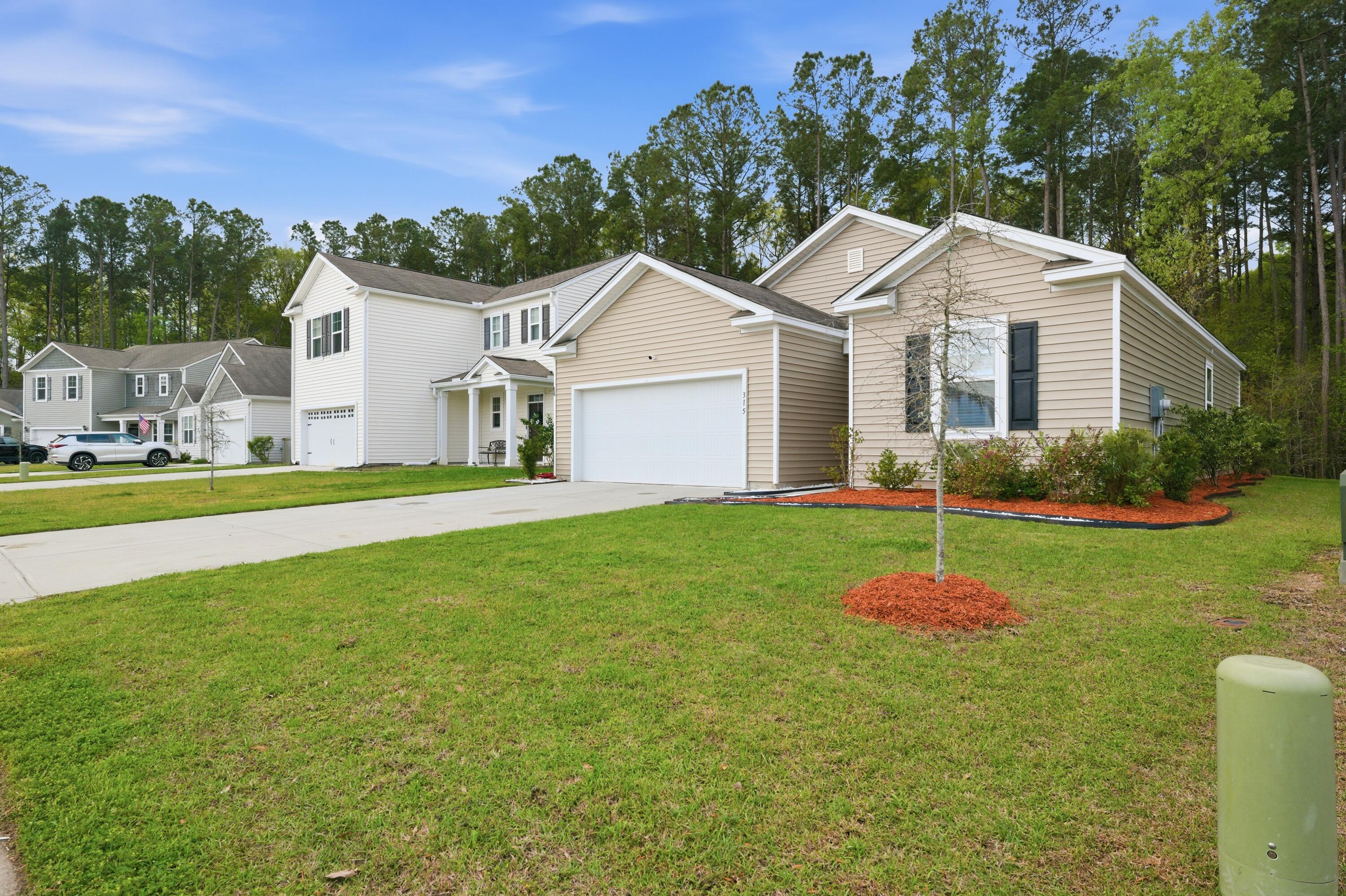 315 Mincy Street Moncks Corner, SC 29461 - Photo 2 of 24 P1082568