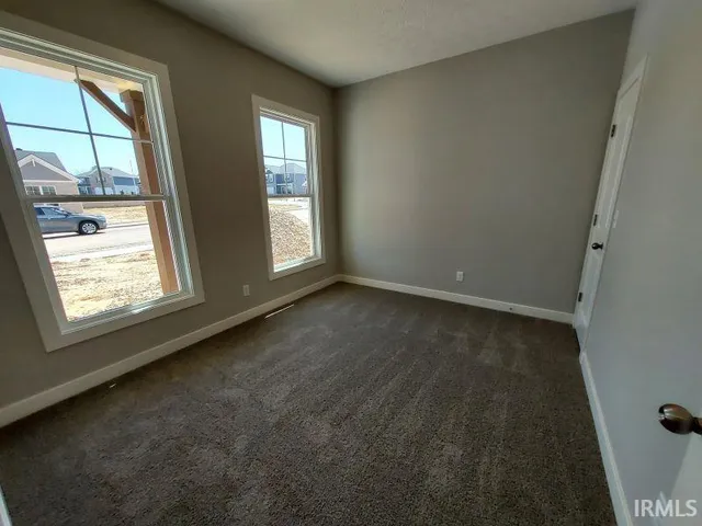 $259,800 | 1396 Hunters Crossing Circle, Huntingburg, IN 47542