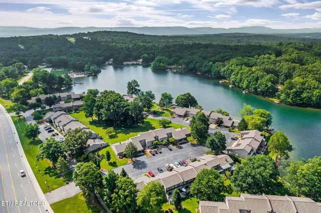 $215,000 | 38 Lakeshore Lane, Unit 47, Crossville, TN 38558