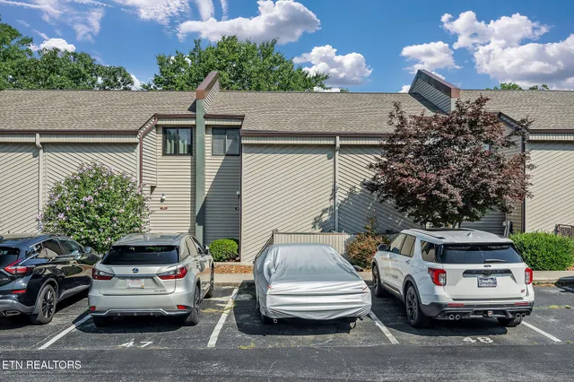 $215,000 | 38 Lakeshore Lane, Unit 47, Crossville, TN 38558
