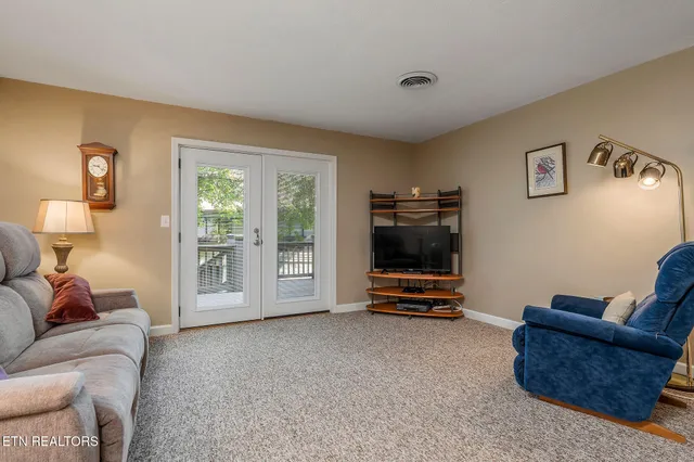 $215,000 | 38 Lakeshore Lane, Unit 47, Crossville, TN 38558