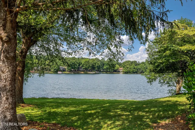 $215,000 | 38 Lakeshore Lane, Unit 47, Crossville, TN 38558