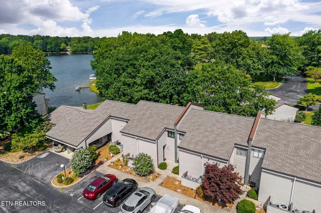 $215,000 | 38 Lakeshore Lane, Unit 47, Crossville, TN 38558