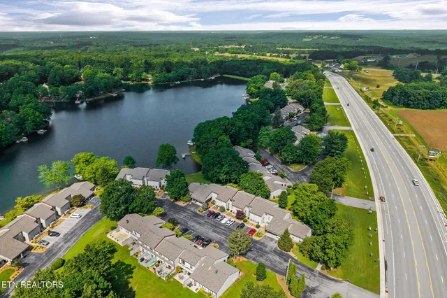 $215,000 | 38 Lakeshore Lane, Unit 47, Crossville, TN 38558