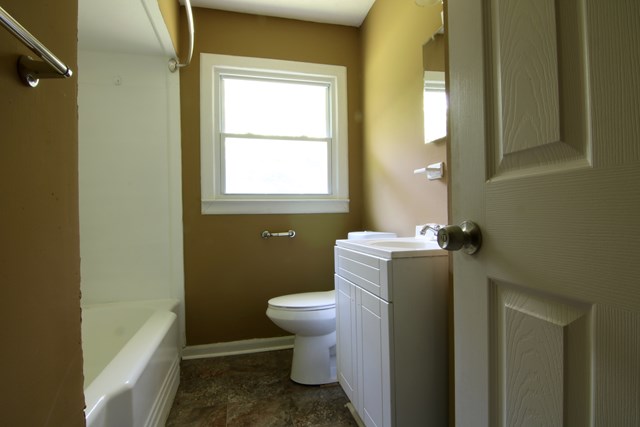 945 Brighton Road Columbus, GA 31906 - Photo 8 of 12 Gallery Image 8