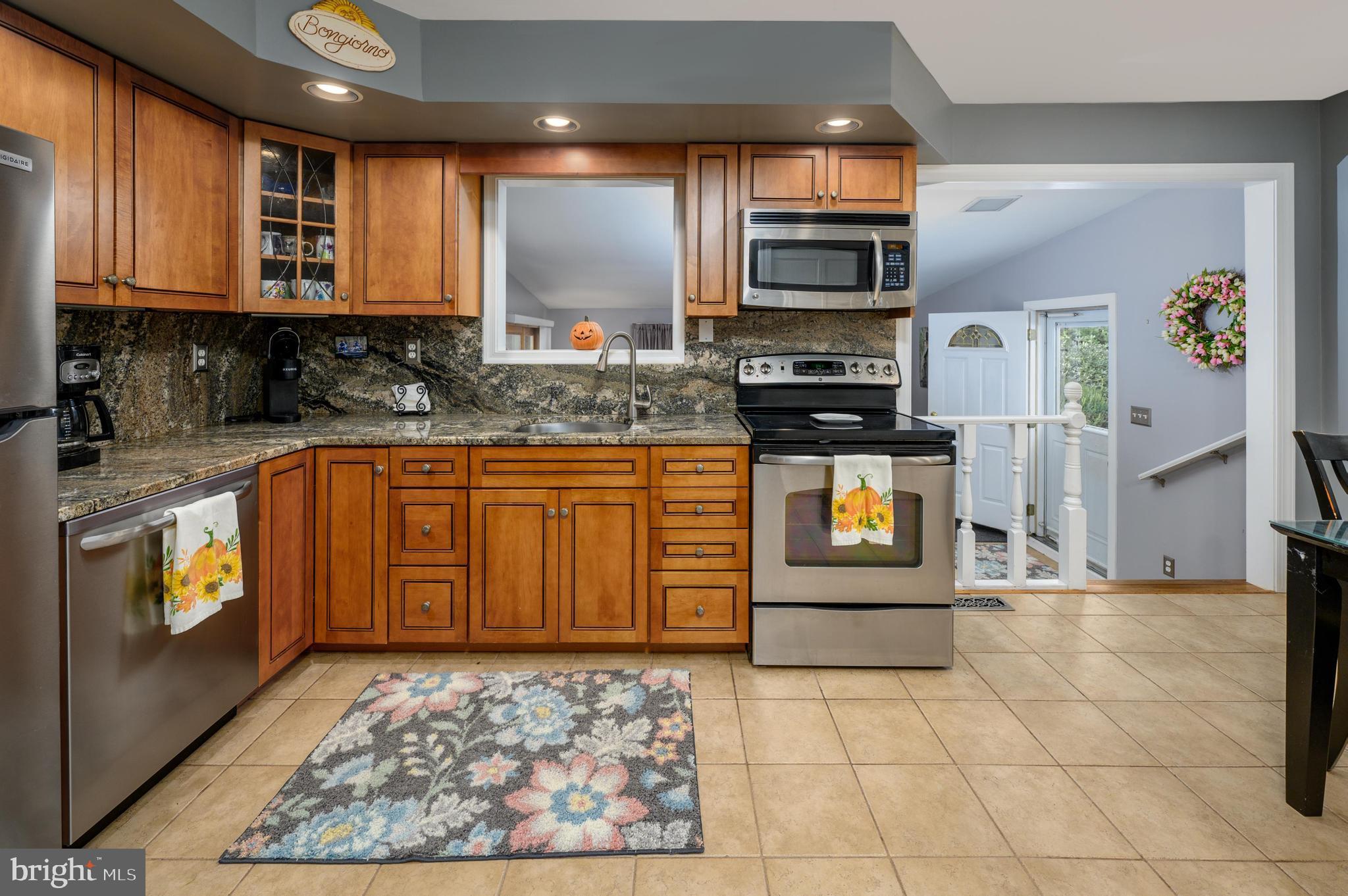 85 Summit Drive Tabernacle, NJ 08088 - Photo 4 of 21 Kitchen