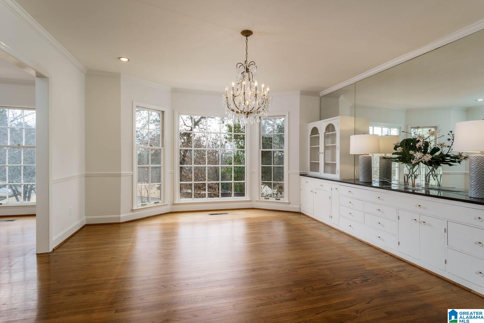 3560 Springhill Road Birmingham, AL 35223 - Photo 7 of 54 Gallery Image 7