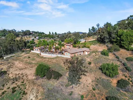$1,799,000 | 11535 Alps Way, Escondido, CA 92026