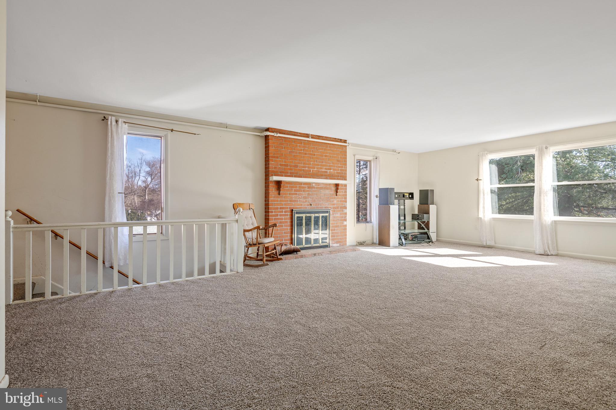 130 Delp Road Lancaster, PA 17601 - Photo 16 of 49 Living room facing the left side of the home